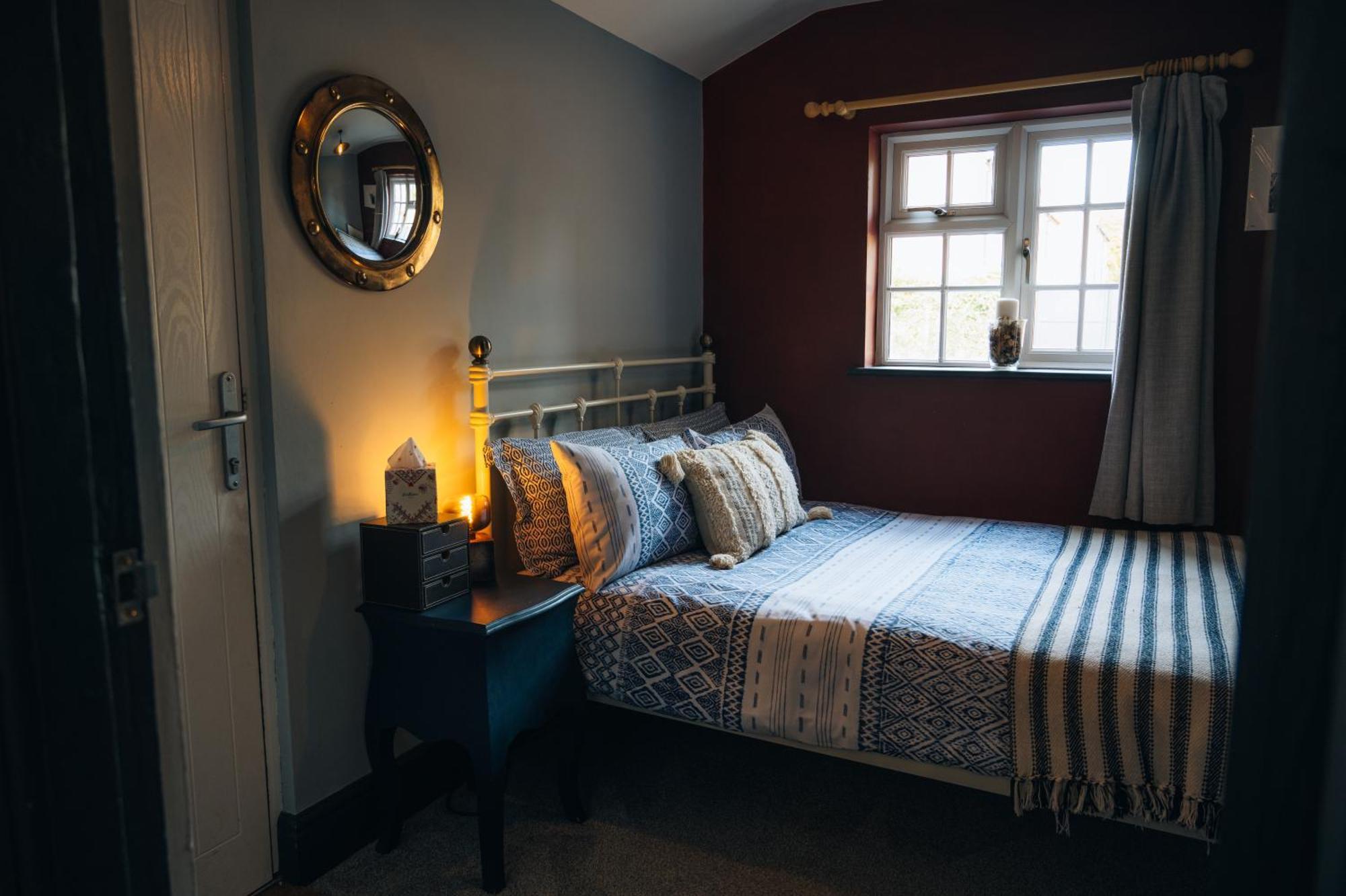The Bolt Hole - Stratford Upon Avon - Central - Free Offstreet Parking - 2 Bed Luxury Apartment Exteriér fotografie