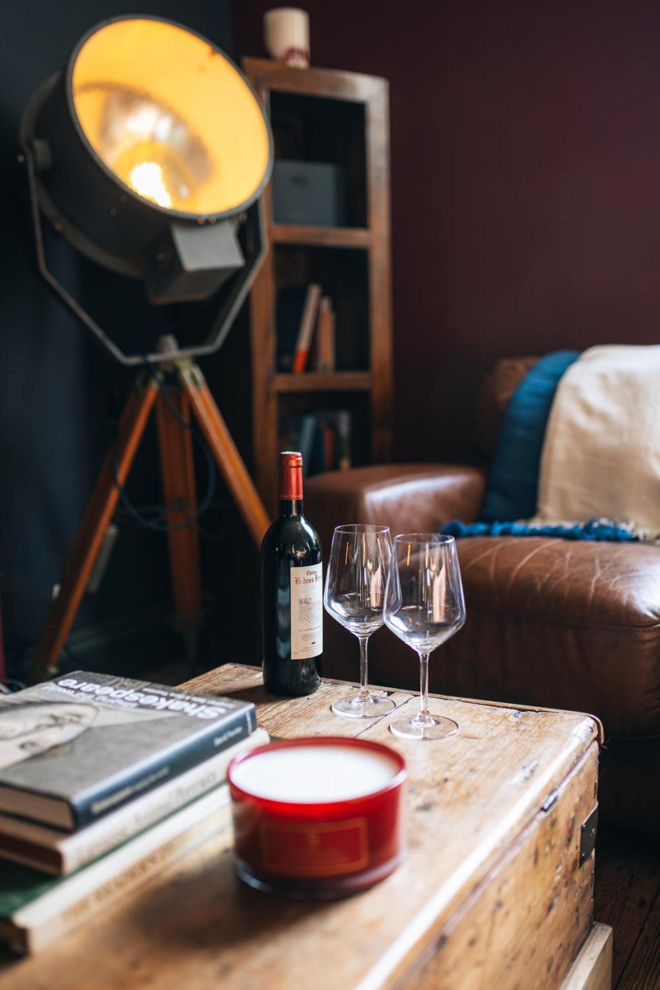 The Bolt Hole - Stratford Upon Avon - Central - Free Offstreet Parking - 2 Bed Luxury Apartment Exteriér fotografie